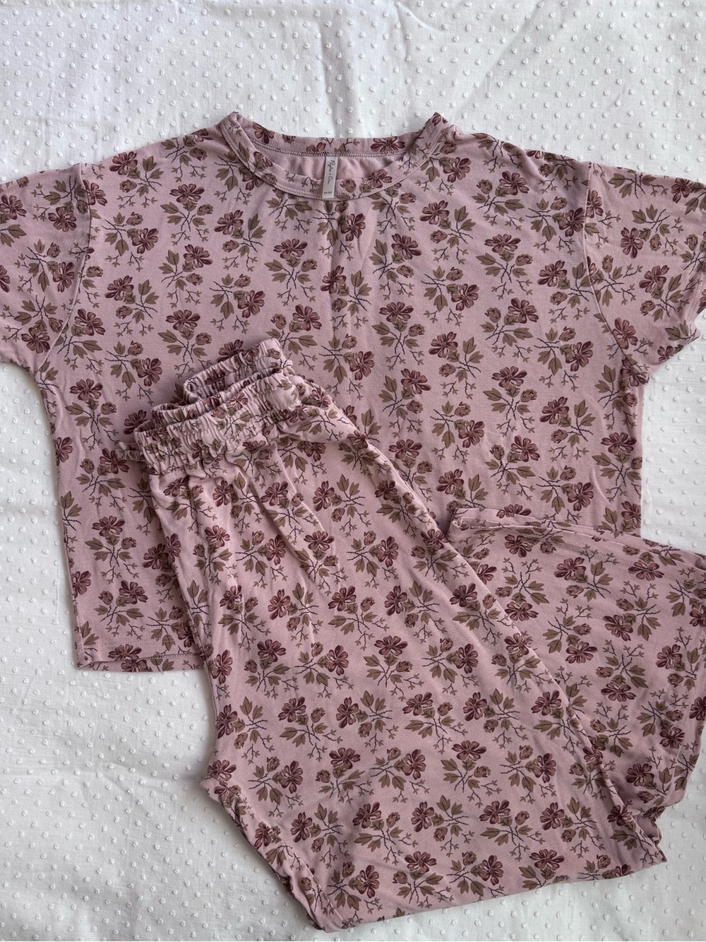 Rylee and cru lounge set